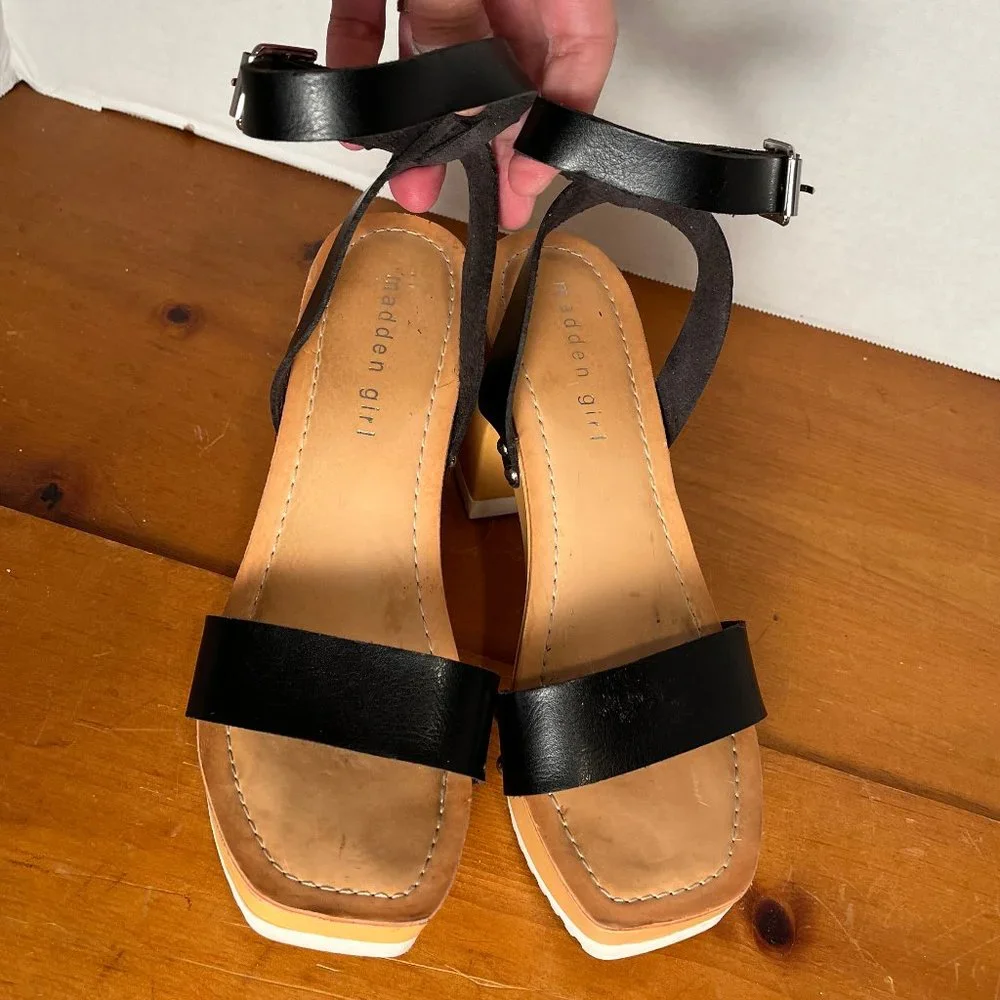 Madden Girl's Caprise Sandals - Picture 4 of 7